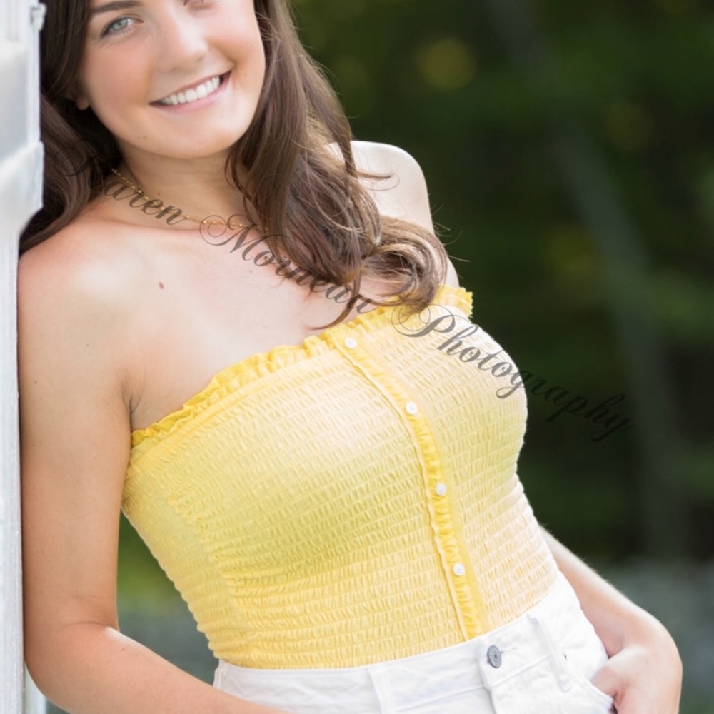 Yellow crop top!